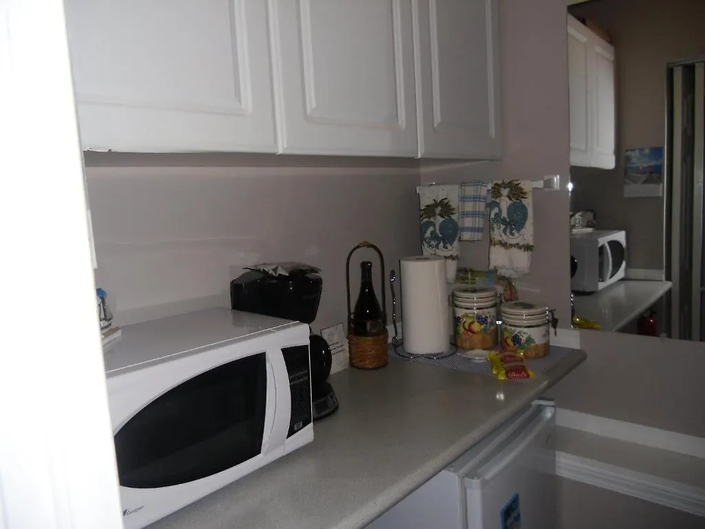 Hammond Bay Oceanside Guesthouse Nanaimo 2*,