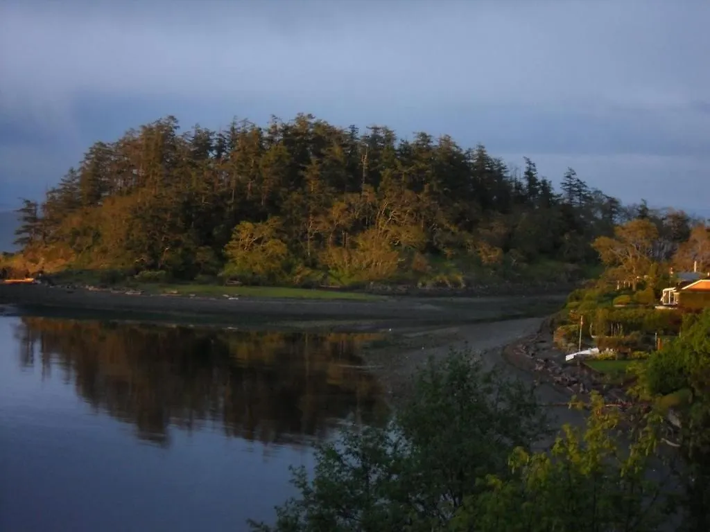 Hammond Bay Oceanside Guesthouse Nanaimo Guest house